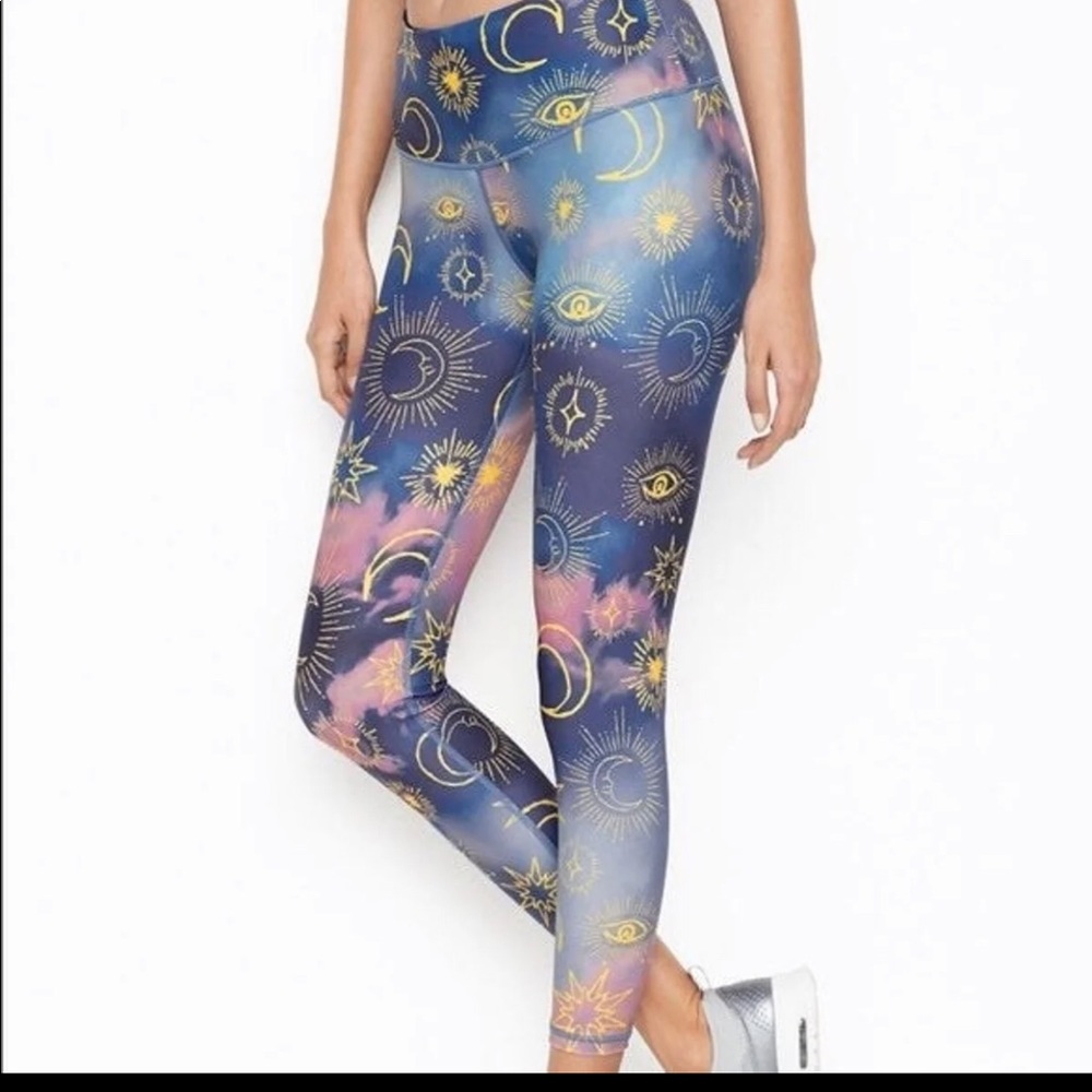Victoria’s Secret Yoga Pants